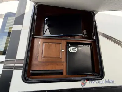2014 Keystone RV Premier Ultra Lite photo 6