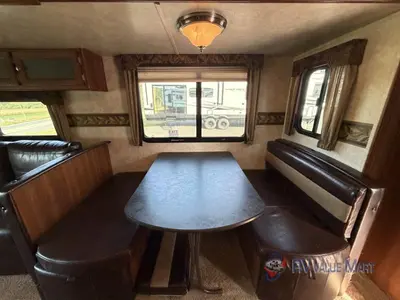 2014 Keystone RV Premier Ultra Lite photo 10