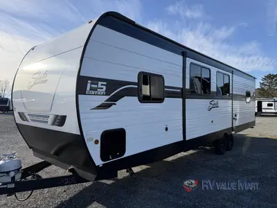 2026 Shasta RVs i-5 Edition photo 3
