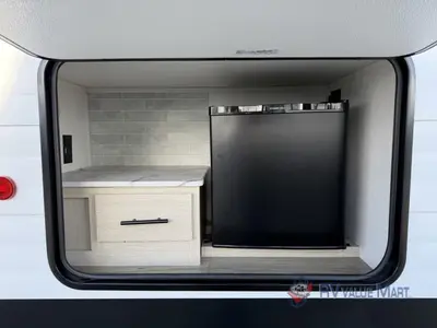2026 Shasta RVs i-5 Edition photo 8