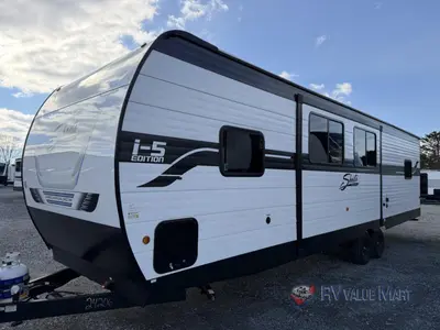 2026 Shasta RVs i-5 Edition photo 3