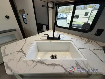 2026 Shasta RVs i-5 Edition photo 15