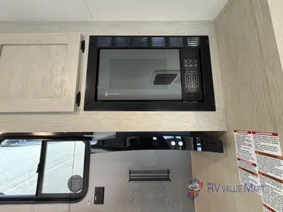 2026 Shasta RVs i-5 Edition photo 16