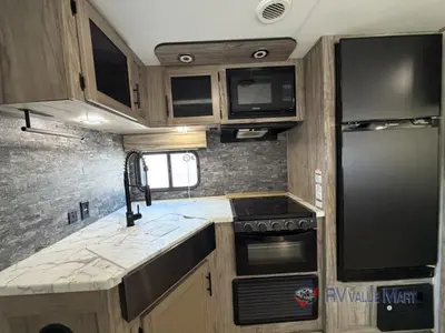 2020 Forest River RV Cherokee Alpha Wolf photo 13