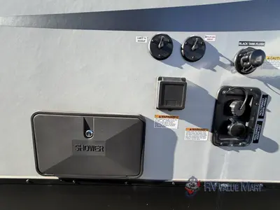 2020 Forest River RV Cherokee Alpha Wolf photo 5