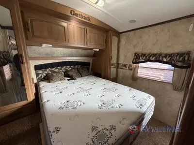 2013 Keystone RV Outback photo 24