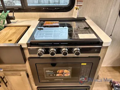2026 Forest River RV Cherokee Grey Wolf Black Label photo 23