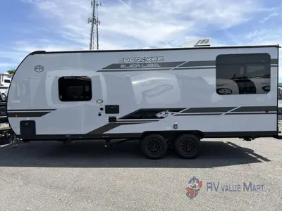2026 Forest River RV Cherokee Grey Wolf Black Label photo 5