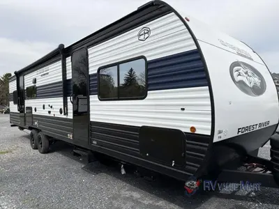 2026 Forest River RV Cherokee Grey Wolf photo 2