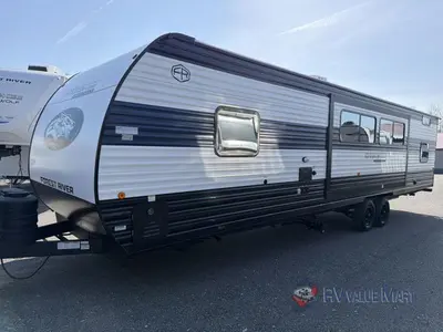 2026 Forest River RV Cherokee Grey Wolf photo 4