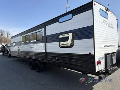 2026 Forest River RV Cherokee Grey Wolf photo 6
