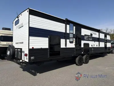 2026 Forest River RV Cherokee Grey Wolf photo 8