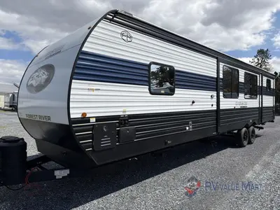 2026 Forest River RV Cherokee Wolf Den photo 4