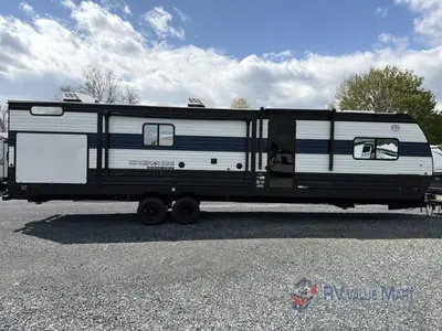 2026 Forest River RV Cherokee Wolf Den photo 9