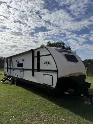 Used 2020 Forest River Vibe 28BH