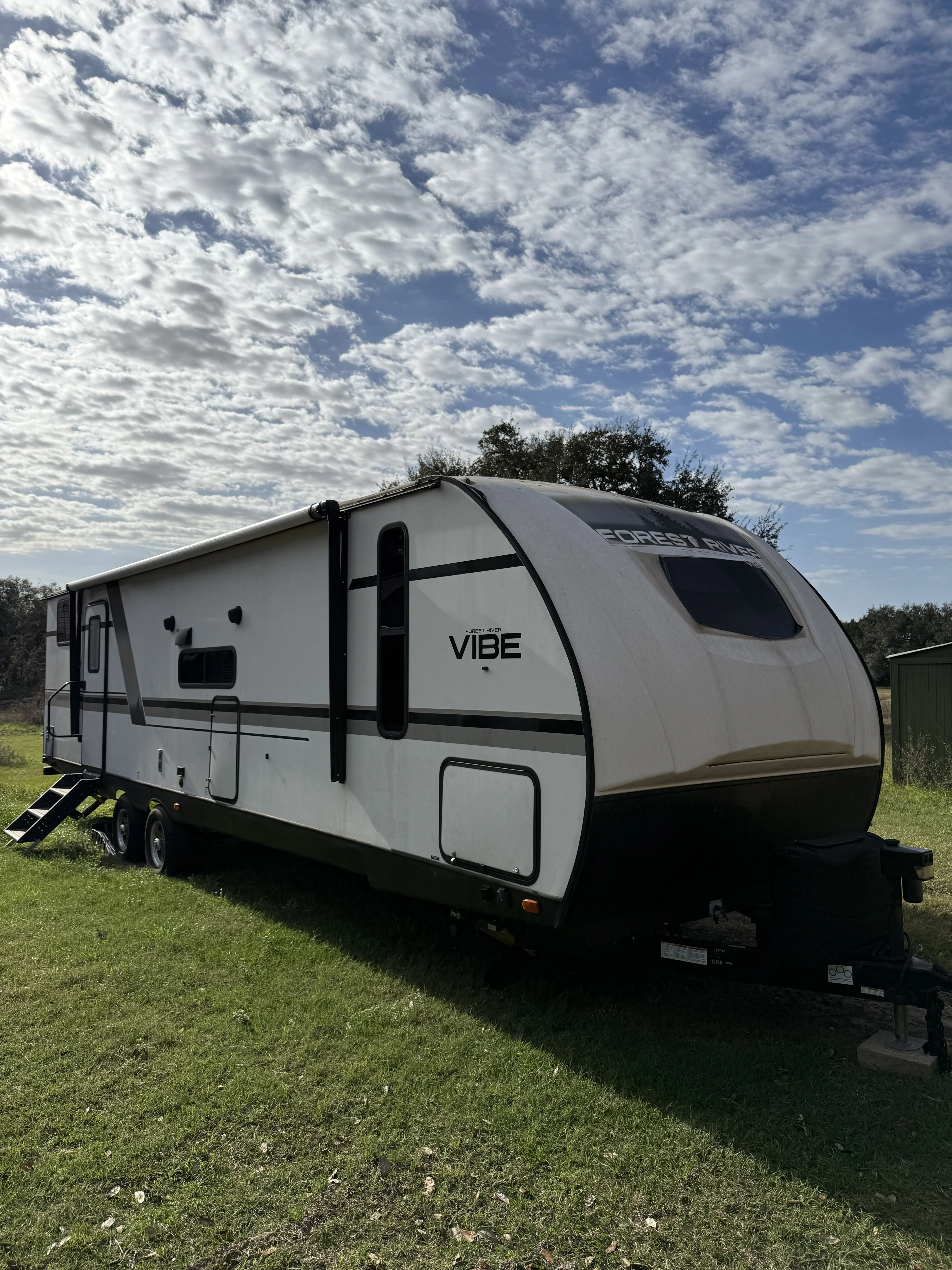 2020 FOREST RIVER VIBE exterior