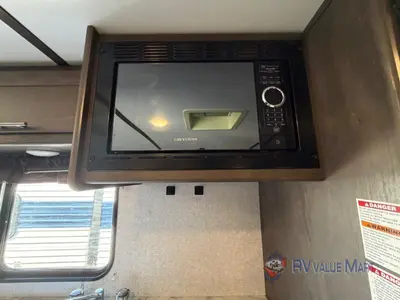 2022 Dutchmen RV Coleman Lantern LT Series photo 14