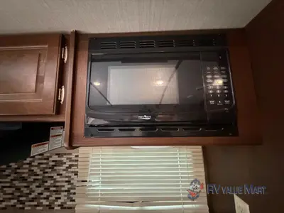 2016 Keystone RV Premier Ultra Lite photo 14
