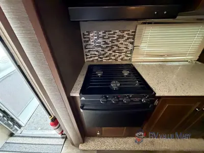 2016 Keystone RV Premier Ultra Lite photo 13
