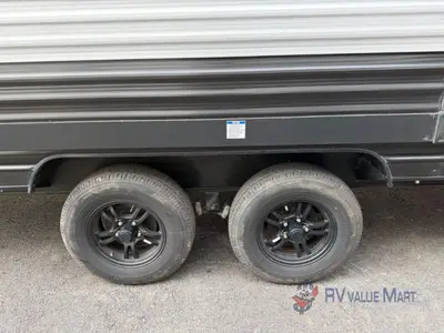2021 Forest River RV Cherokee Grey Wolf photo 7