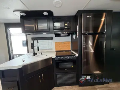 2021 Forest River RV Cherokee Grey Wolf photo 14