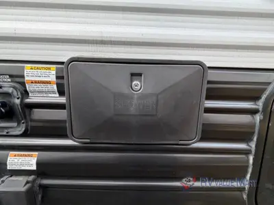 2021 Forest River RV Cherokee Grey Wolf photo 5