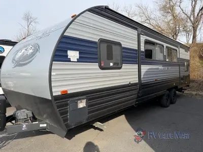 2021 Forest River RV Cherokee Grey Wolf photo 3