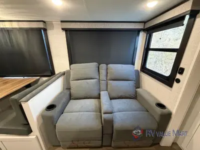 2025 Jayco Eagle HT photo 11