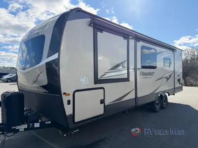 2021 Forest River RV Flagstaff Super Lite photo 3