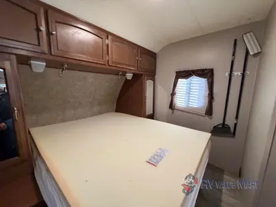 2017 Coachmen RV Freedom Express photo 19