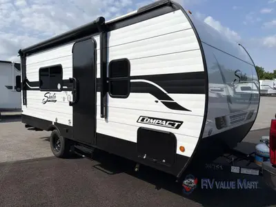 2026 Shasta Compact photo 2