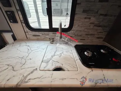 2020 Coachmen RV Clipper Ultra-Lite photo 17