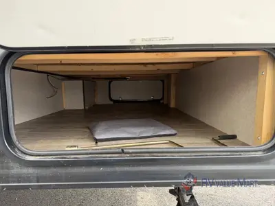 2020 Coachmen RV Clipper Ultra-Lite photo 9