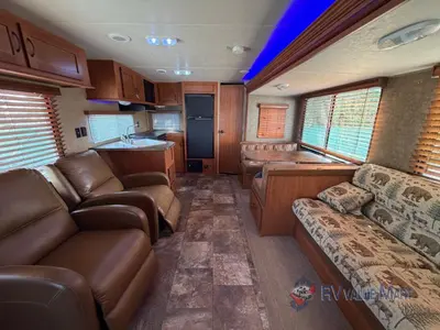 2015 Forest River RV Cherokee photo 8