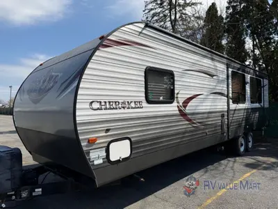 2015 Forest River RV Cherokee photo 3