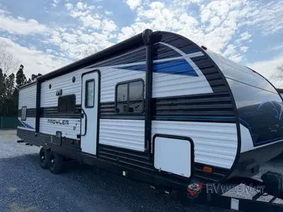 Used 2021 Heartland Prowler 300BH