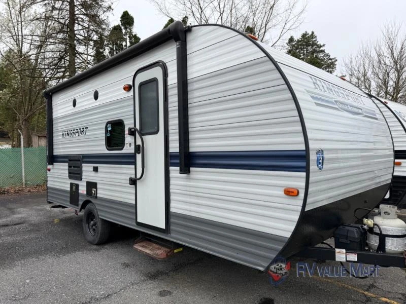 2022 Gulf Stream RV Kingsport Super Lite exterior