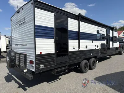 2026 Forest River RV Cherokee Grey Wolf photo 8