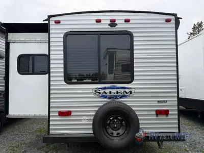 2022 Forest River RV Salem FSX photo 4