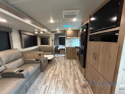 2022 Grand Design Imagine photo 9