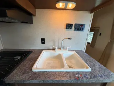 2016 Shasta RVs Oasis photo 15