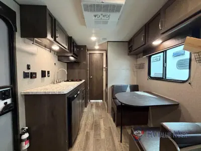2021 Jayco Jay Flight SLX Western Edition photo 7
