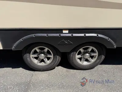 2017 Keystone RV Cougar X-Lite photo 5