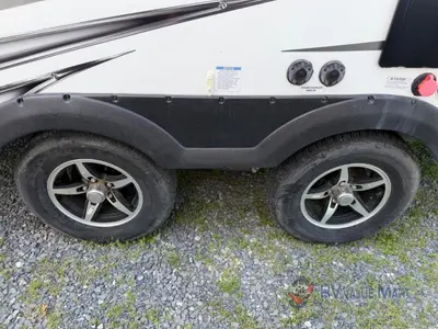 2020 Coachmen RV Spirit Ultra Lite photo 5