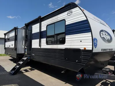Used 2025 Forest River RV Cherokee Wolf Den 304SR