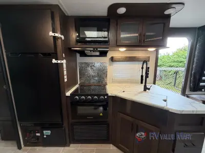 2020 Forest River RV Cherokee Grey Wolf photo 12