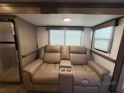 2021 Cruiser Shadow Cruiser photo 10