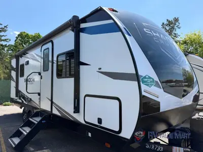 Used 2021 Cruiser Shadow Cruiser 239RBS