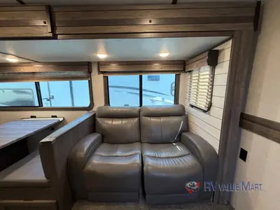 2021 CrossRoads RV Sunset Trail photo 11