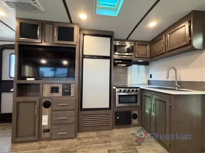 2021 CrossRoads RV Sunset Trail photo 12